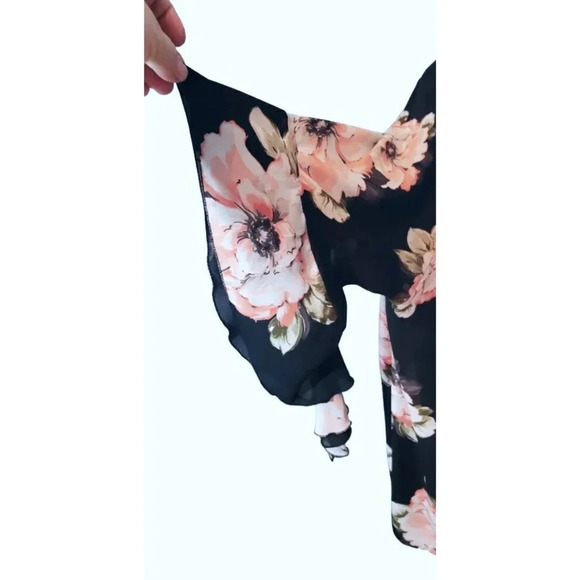 Lovedrobe Floral Trumpet Sleeve Blouse or Bathing Suit Covering Size 30 - Picture 3 of 6